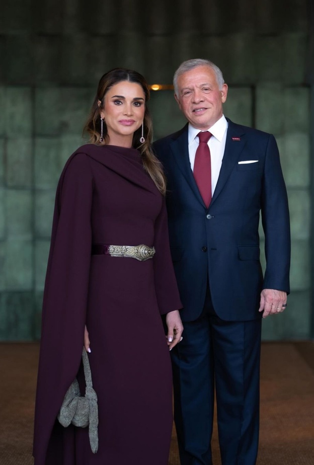 أزياء الملكة رانيا في المناسبات الوطنية الأردنية