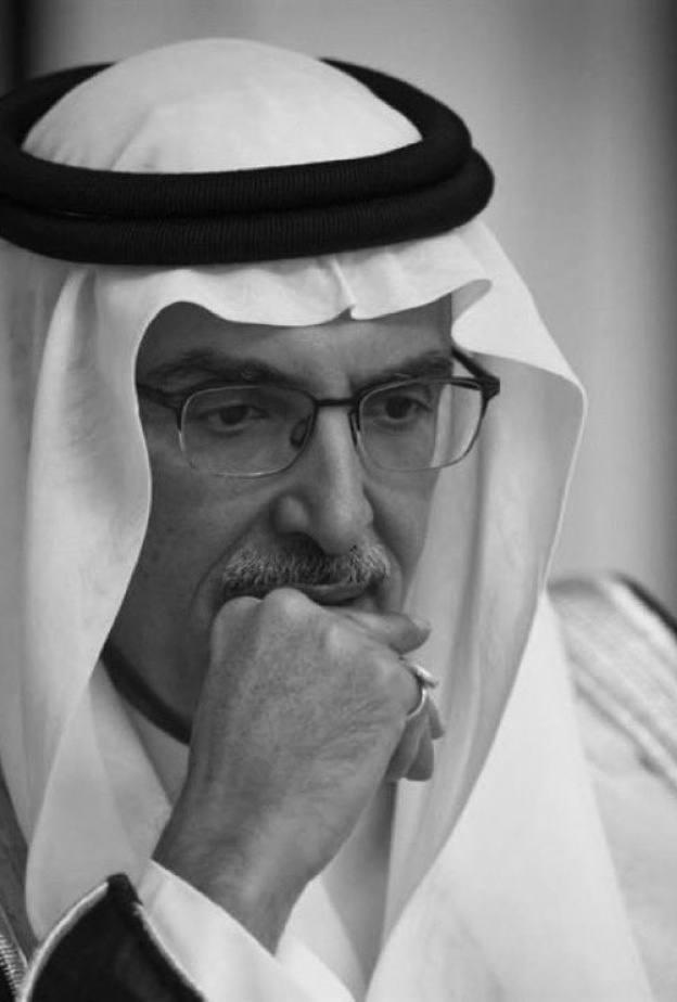 رحيل الأمير الشاعر بدر بن عبد المحسن.. تعرفوا على محطات لا تنسى في مسيرته وأبرز إسهاماته الثقافية والفنية