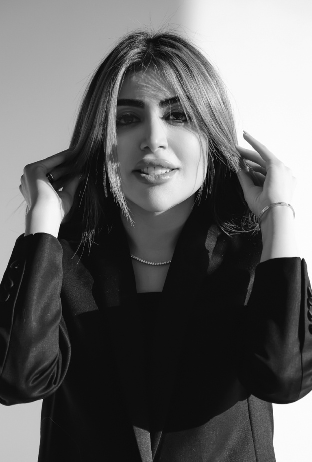 د. إسراء الشطي اختصاص إدارة صناعات فاخرة وإدارة انطباع
