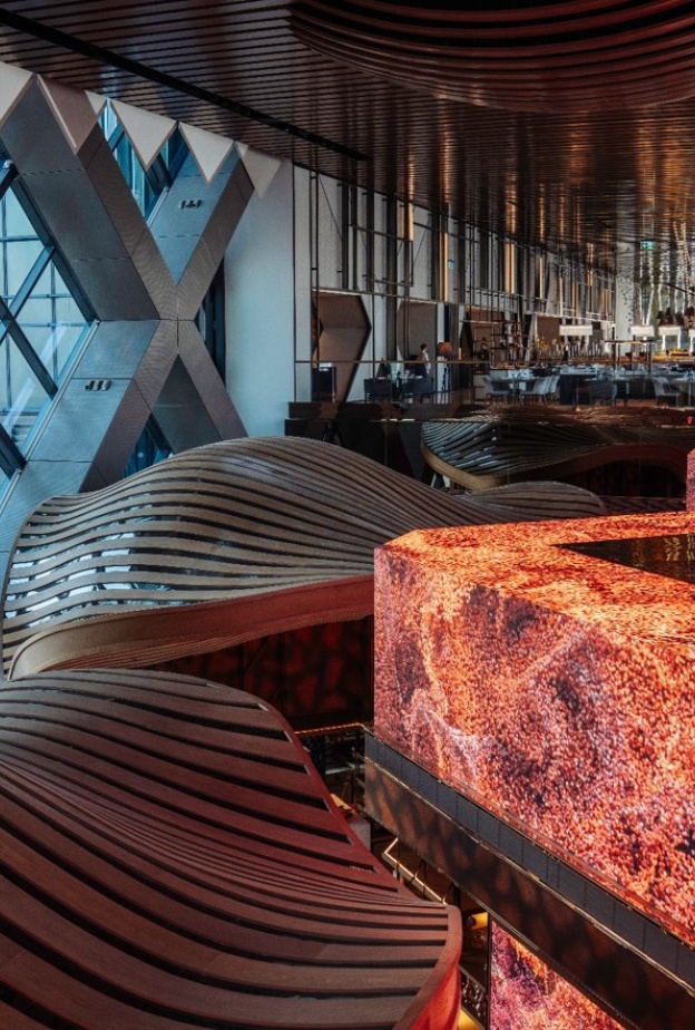 الفنان جيسي وولستون يكشف عن عمله الفني الرقمي في  "ذا لينك" في منتجع ون آند أونلي ون زعبيل