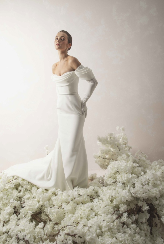 فساتين زفاف بلمسات استثنائية لحفل استقبال العروس