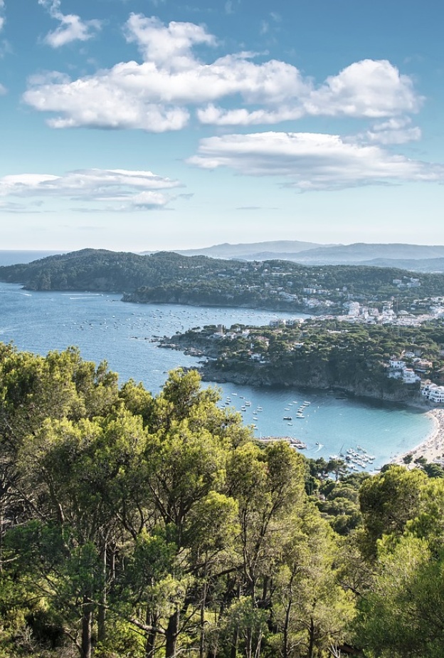 الرحلات الاستكشافية أفضل وجهات السفر في الصيف لمحبي المغامرات