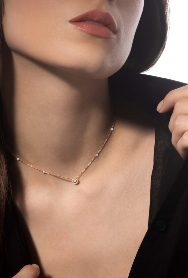 سلاسل ذهب ناعمة