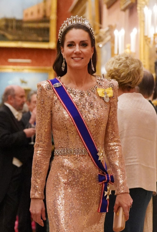 كيت ميدلتون تكتب رسالة مؤثرة بعد اعتزالها الحياة العامة