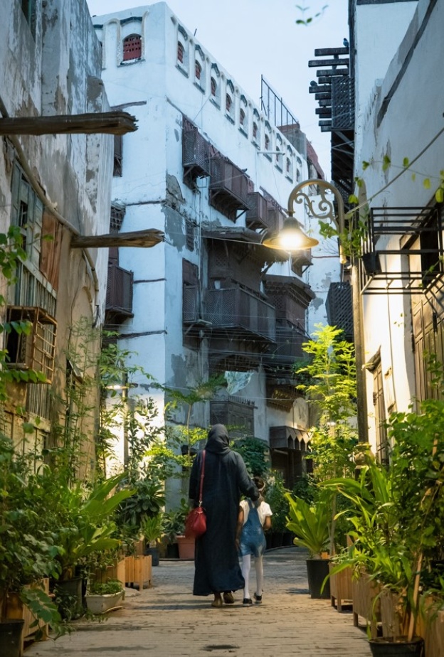 ماذا تفعلين في جدة التاريخية في عيد الأضحى.. تجربة ممتعة في أحضان التراث والتاريخ