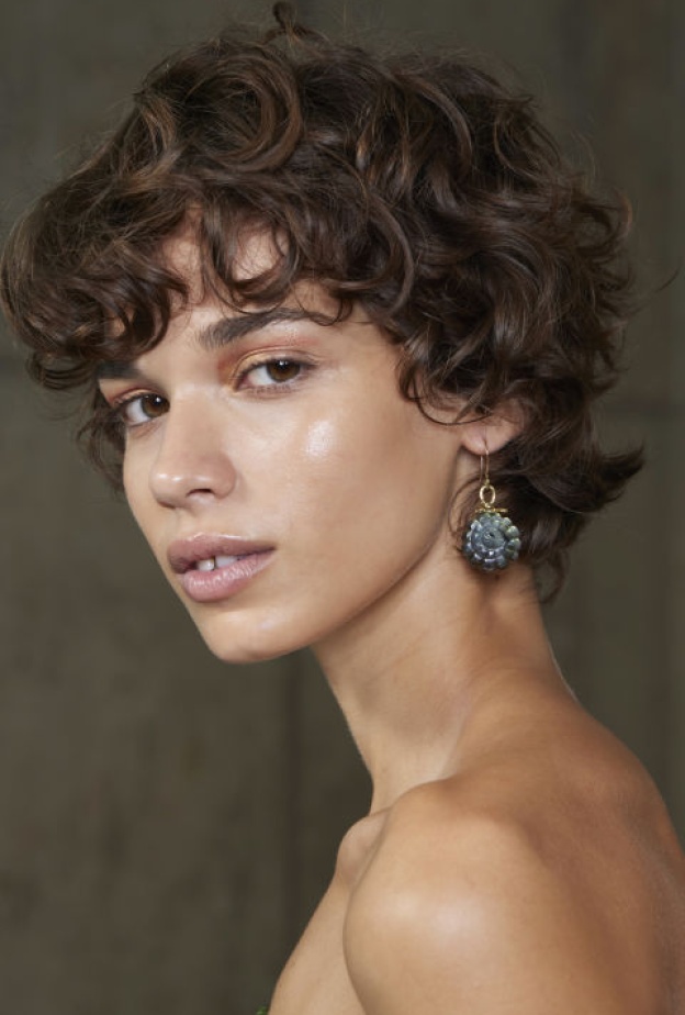 اجدد عطور نسائية لموسم الصيف