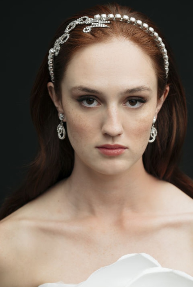 اليك كل ما تحتاجه العروس من مستجضرات مكياج