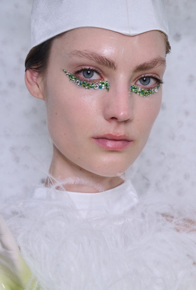 جرأة حبيبات الباييت على الجفون السفلى من دار Homolog