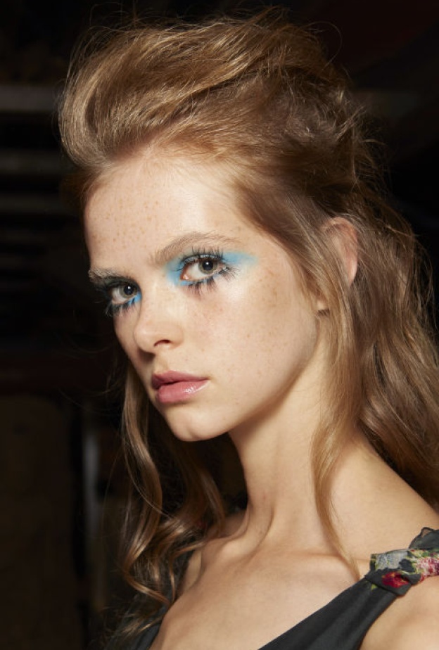 سر تطبيق الايشادو لإطلالة تنافس نجمات الموضة