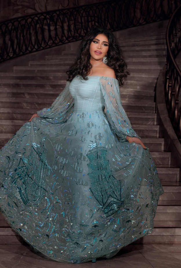 اجمل إطلالات من خزانة الفنانة أحلام تعكس اختياراتها الفخمة