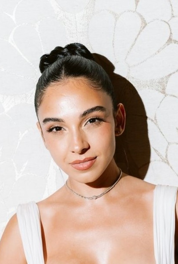 سلمى أبو ضيف في حفل عقد قرانها