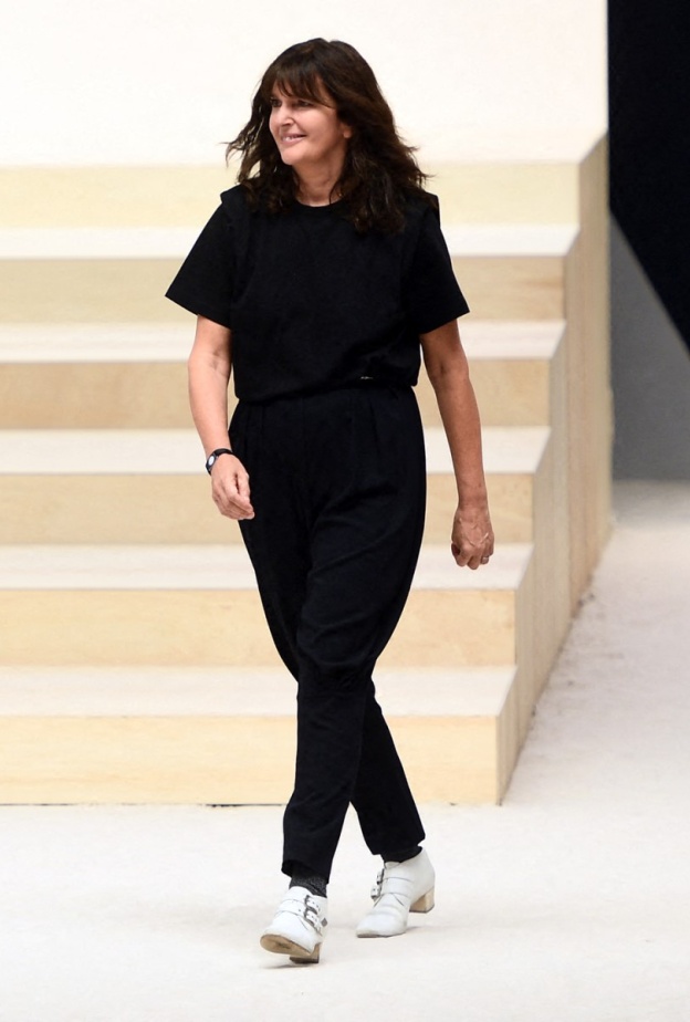 بعد 5 سنوات في المنصب... فيرجيني فيارد تودّع دار شانيل 