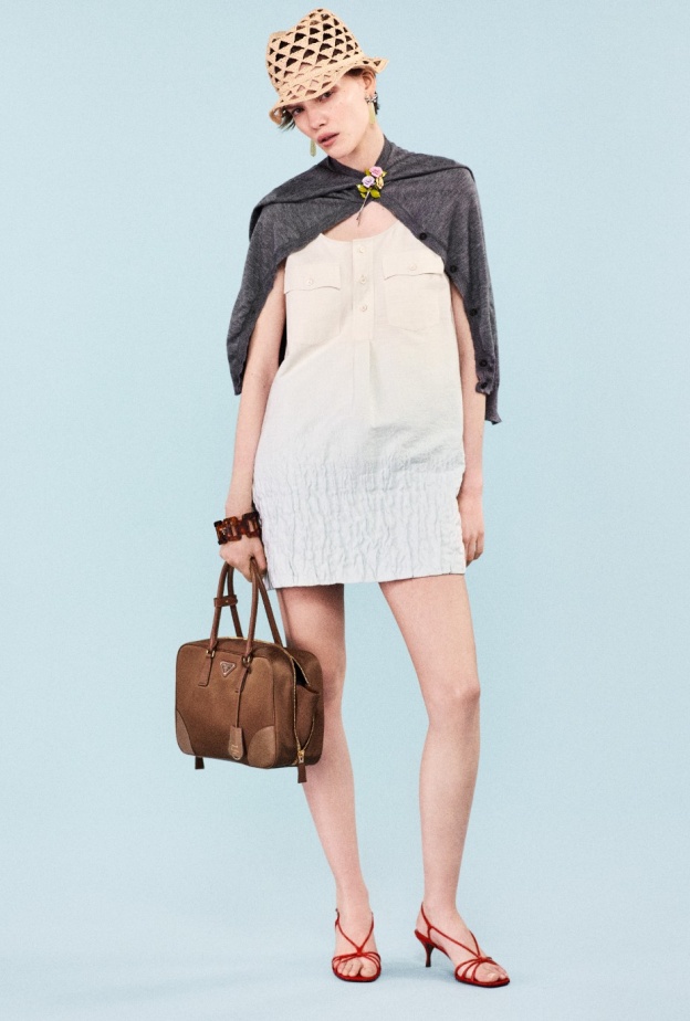 Prada تستكشف التاريخ والتراث