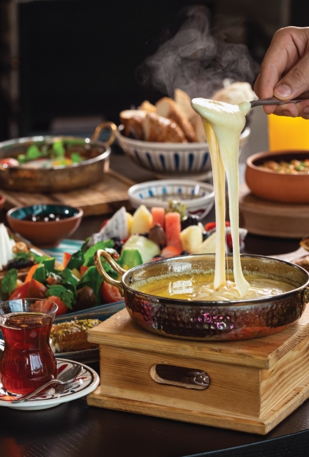 المطعم التركي المعروف "رؤيا" الرياض RÜYA يُطلق وجبة فطور تركية أصيلة 