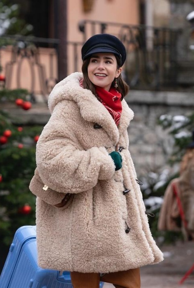 مسلسل "Emily in Paris"