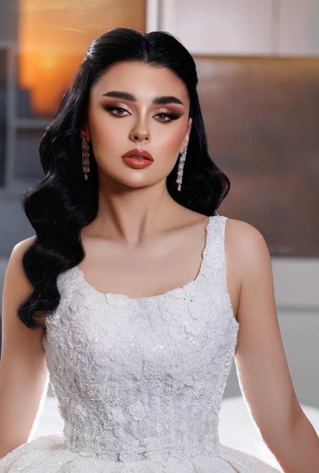 من مكياج العرايس من خبيرة المكياج السعودية الاء أحمد