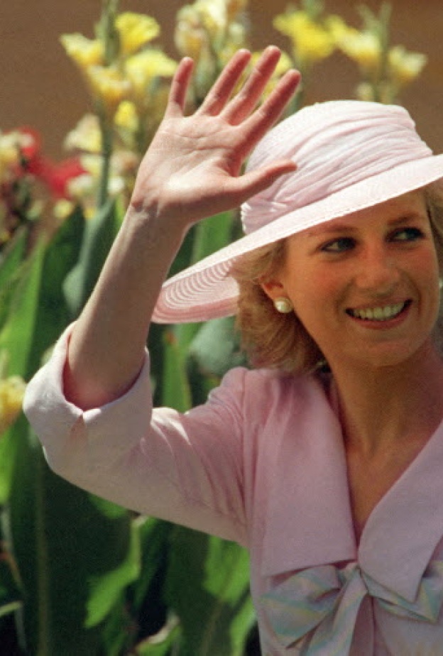 الراحلة الأميرة ديانا