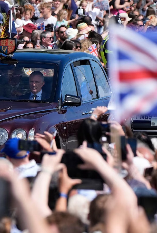 الملك تشارلز يحول سيارات بنتلي الملكية للعمل بالوقود الحيوي 