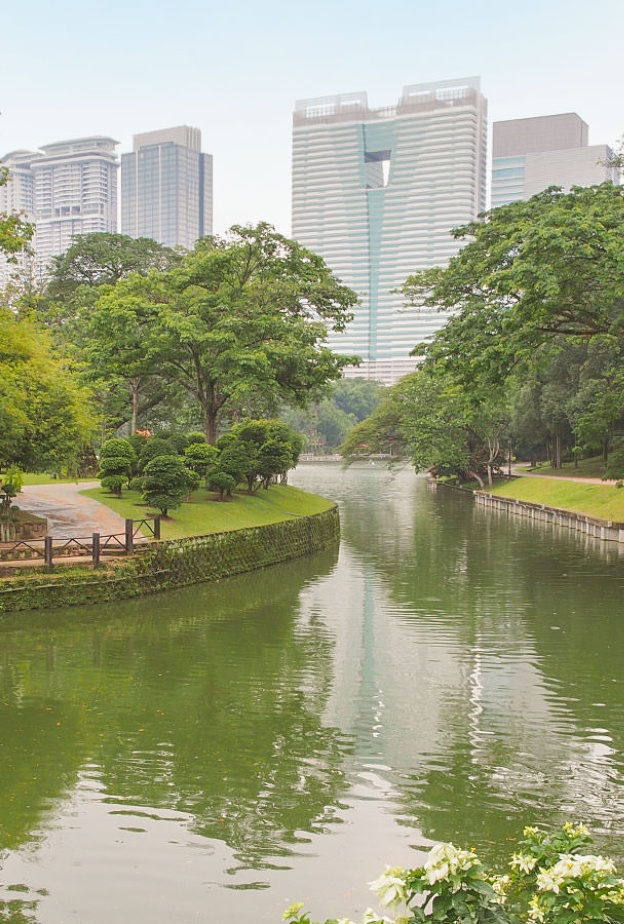 كوالالمبور الماليزية خلال رحلة شهر العسل