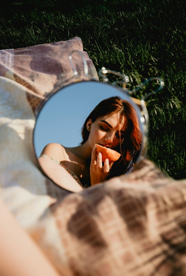  تخلصي من مشكلة ارتشاح الأمعاء بتناولكِ الأطعمة الصحية وتجنب الضارة منها