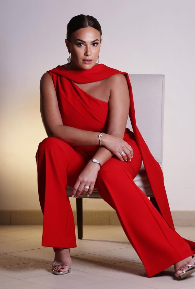 هند صبري بطلة مفترق الطرق بتصاميم مجوهرات أنثوية ناعمة