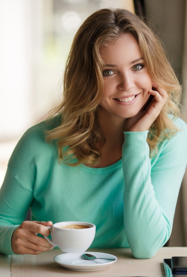 ماذا يحدث لجسم الإنسان حال تناول الكافيين بكثرة؟