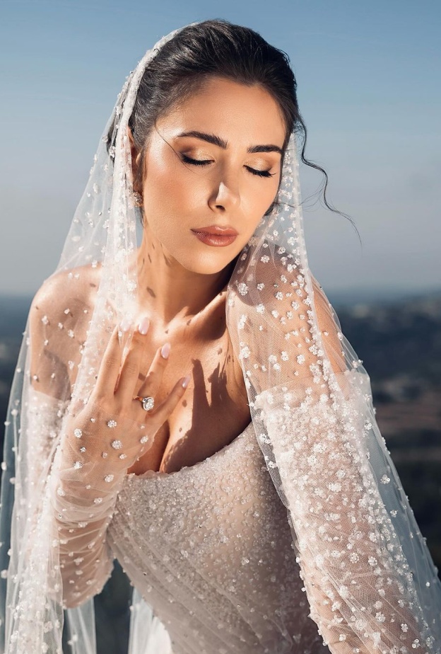مكياج العروس دانييلا رحمة من توقيع الخبير اللبناني بسام فتوح