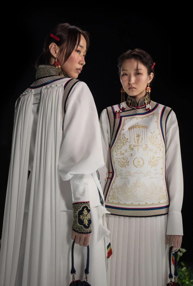 ملابس فريق مانغوليا من Michel Amazonka