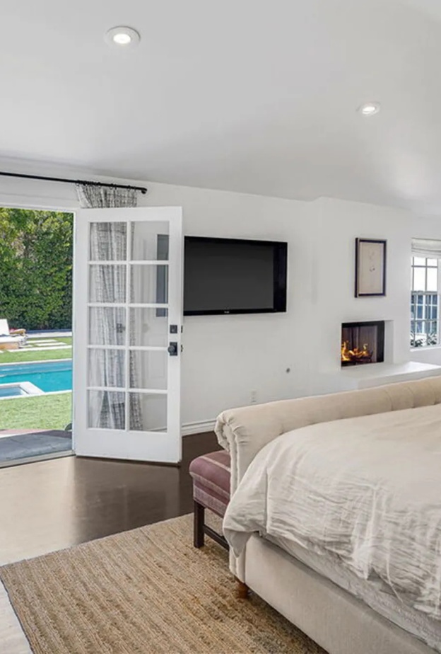 جولة داخل منازل دواين جونسون ذا روك