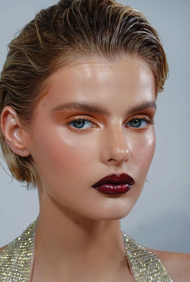 احصلي على مظهر بشرة مثالي مع هذه المستحضرات