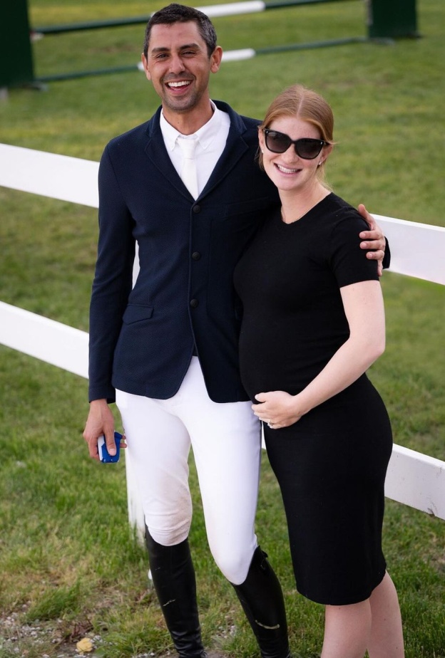 جينيفر غيتس ونايل نصار 