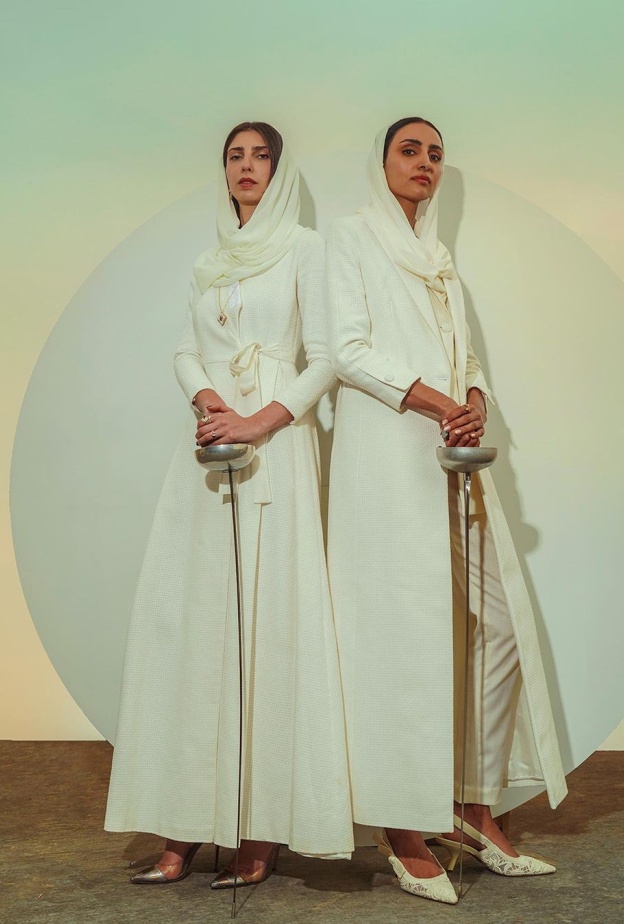 6 لاعبات سعوديات متميزات بإنجازاتهن العالمية المُشرفة في رياضة المبارزة - الصورة خاصة بمجلة هي