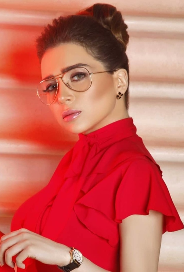 مي عز الدين