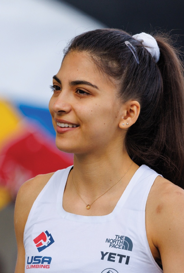 ناتاليا غروسمان" NATALIA GROSSMAN. تصوير: MARCO KOST، بواسطة: GETTY IMAGES
