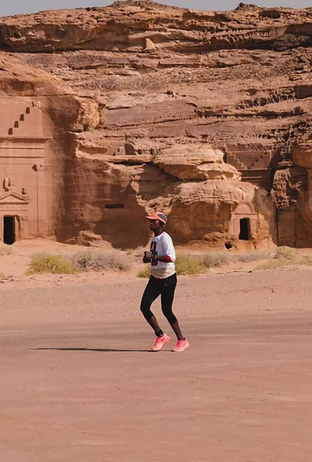 سباق لهيب العلا.. تجربة رياضية استثنائية بين أشهر معالم العلا