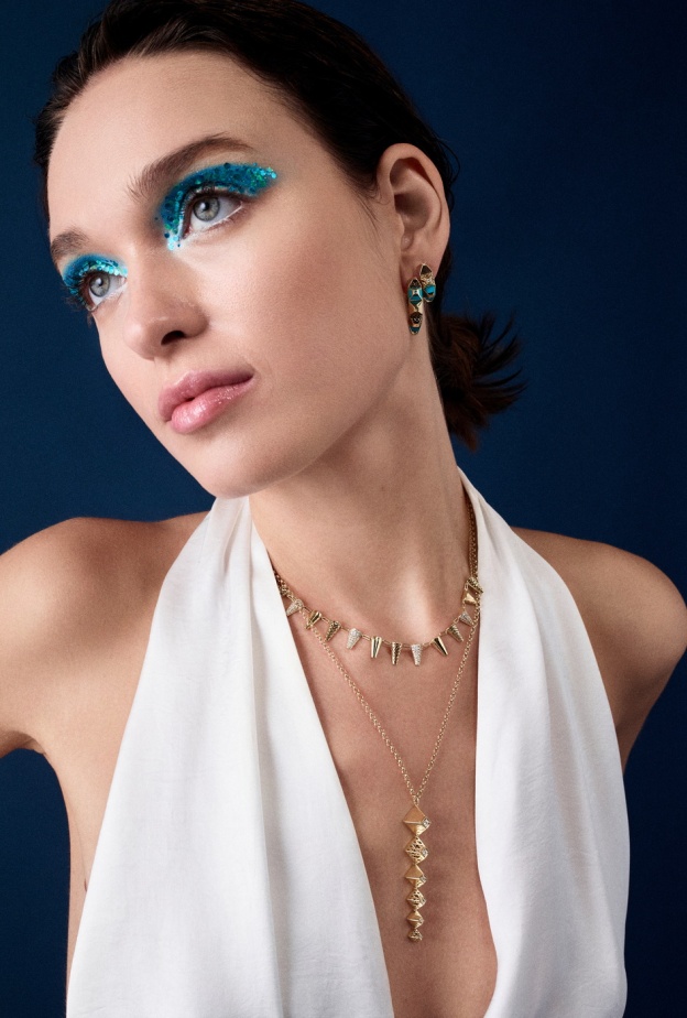 مجوهرات عصرية