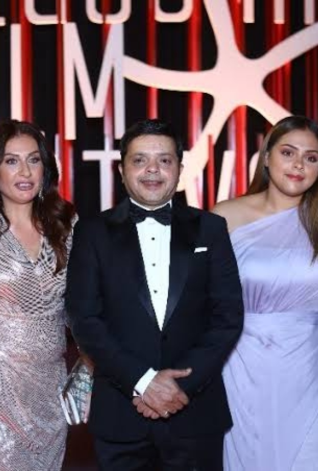 أسرة محمد هنيدي