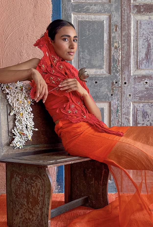 الأزياء بوابة الثقافات