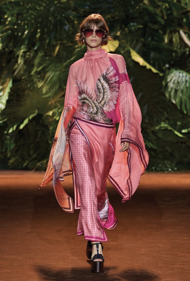 صيحات متجددة ومتنوعة من موسم ربيع وصيف 2024