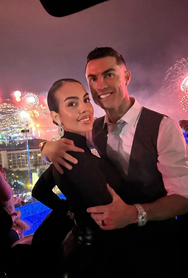 صورة رومانسية تجمع كريتسيانو رونالد و جورجينا 