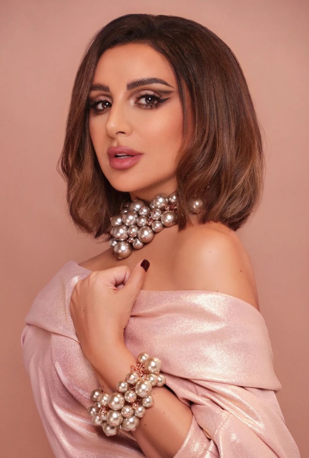 أنغام من جلسة تصوير حديثة 