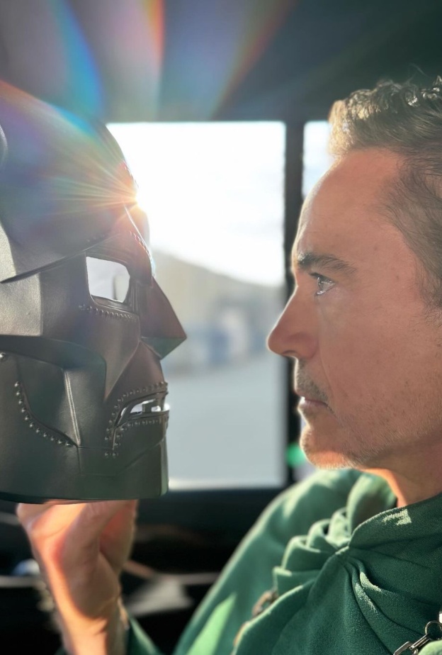 روبرت داوني جونيور يعلن عودته لعالم مارفل 