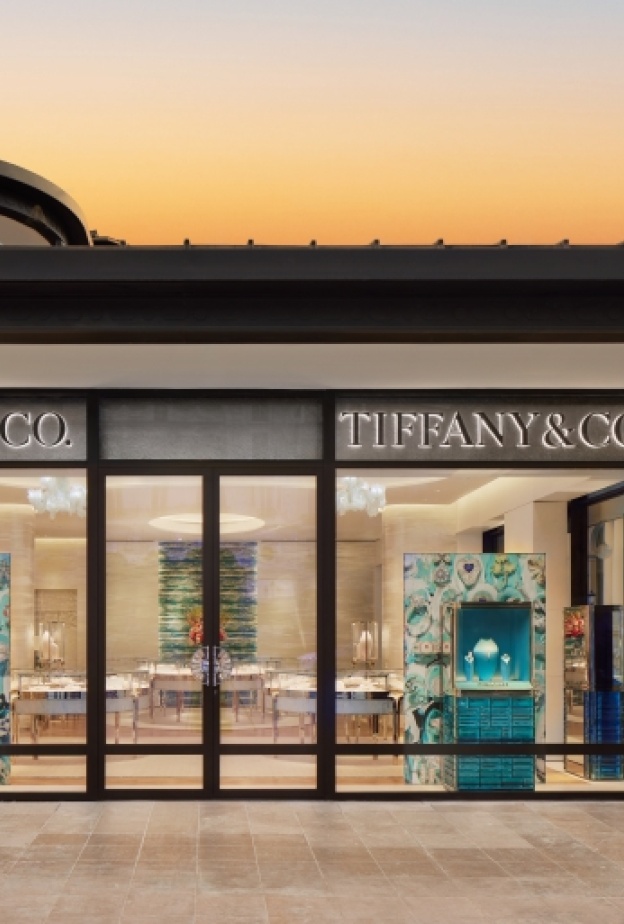 تيفاني آند كو تحتفل بافتتاح أول متجر لها في موناكو في جادة "بلاس دو كازينو" 