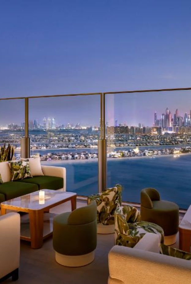 تجربة لا تنسى من الأطباق الآسيوية والمشروبات اللذيذة في مطعم لينغ لينغ بمنتجع أتلانتس ذا رويال في دبي