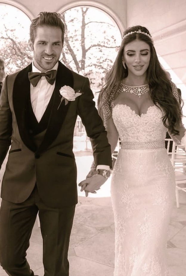 دانييلا سمعان مع فابريغاس في يوم زفافها