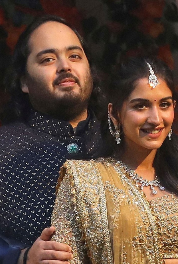 أمباني أمباني راديكا ميرشانت