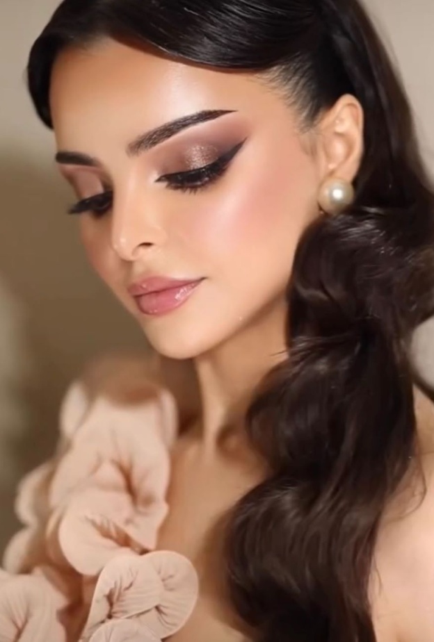 من مكياج خبيرة المكياج السعودية ندى دخيل