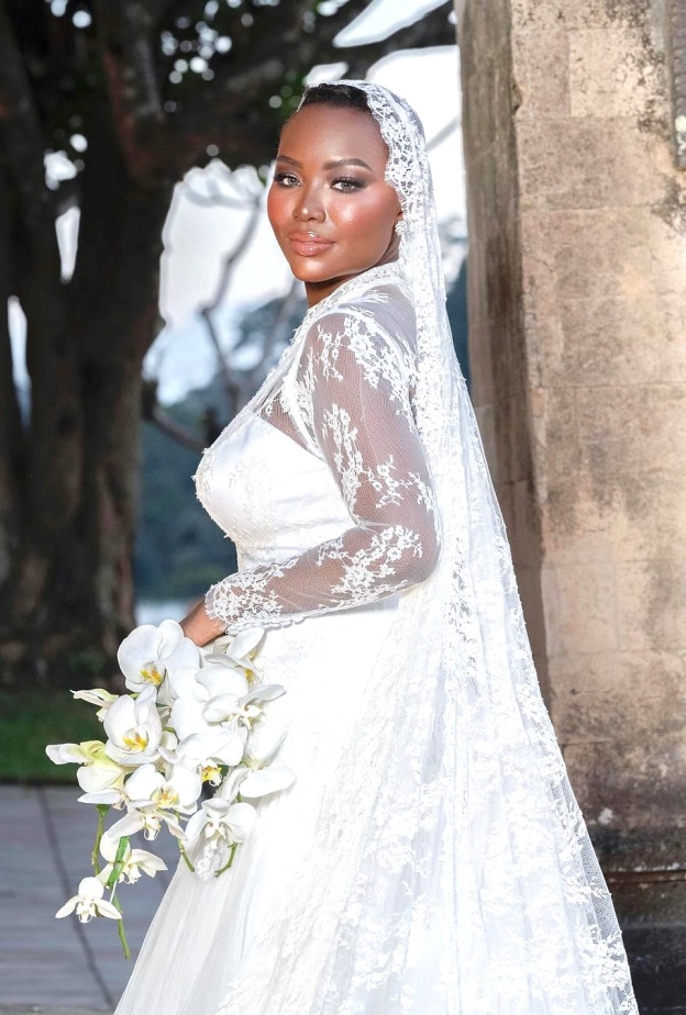 احتفلت خديجة معاذ بحفل زفافها في بالي