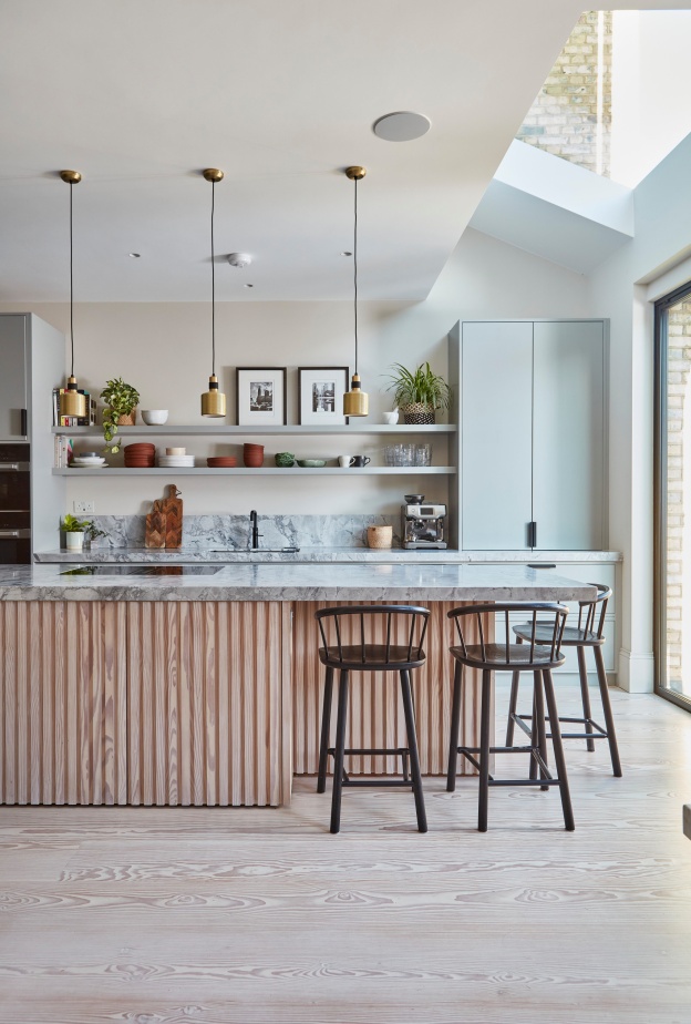 الألواح المخدد تضيف الاهتمام البصري