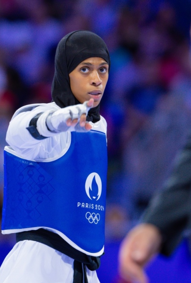 دنيا أبو طالب